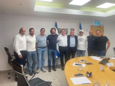 تقدّم كبير لصالح جمهور الصيادين – نتائج اللقاء مع وزير الزراعة وكبار المسؤولين في الوزارة*